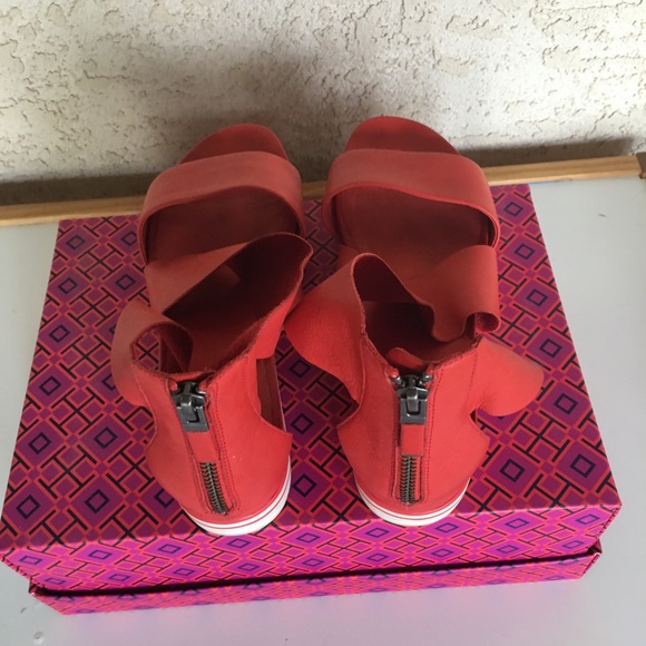 Ellen Fisher extremely comfortable orange / red shoes - Picture 2 of 6